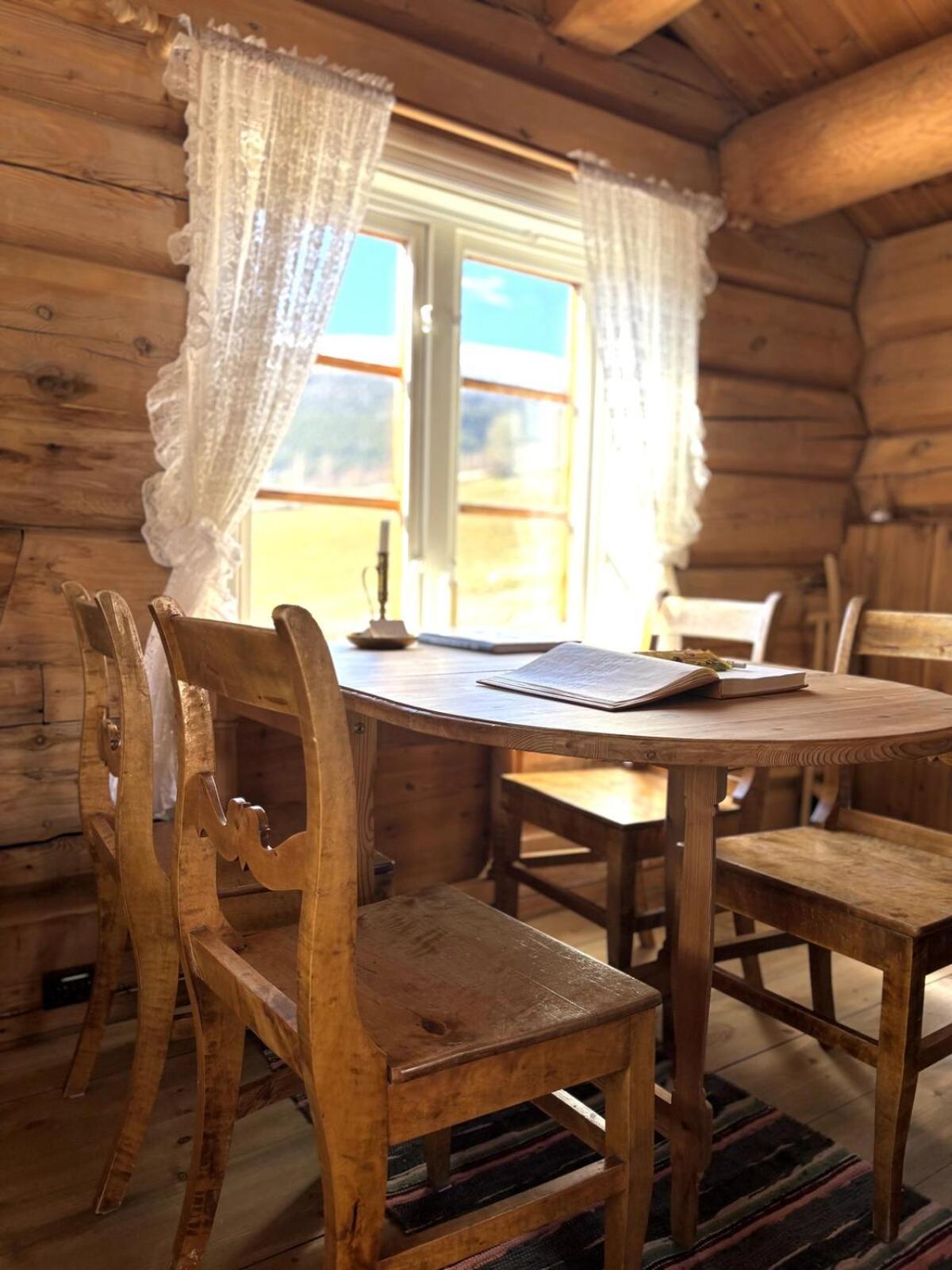 Koselig lite hus på gårdstun - kort vei til Lom! Villa Skjåk Eksteriør bilde